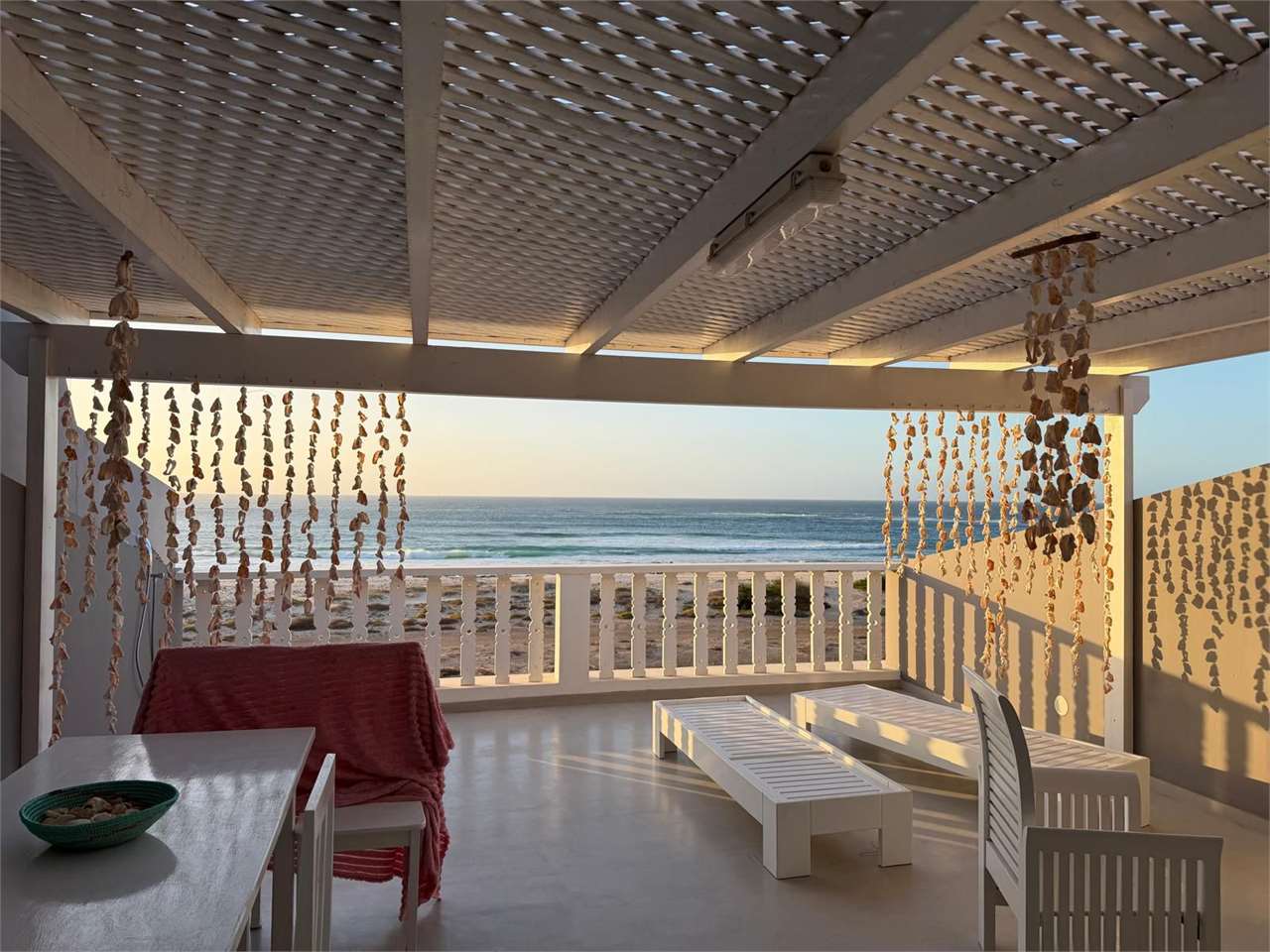 Sea-view two-bedroom… — 100 m² · €280 000 | CVREI